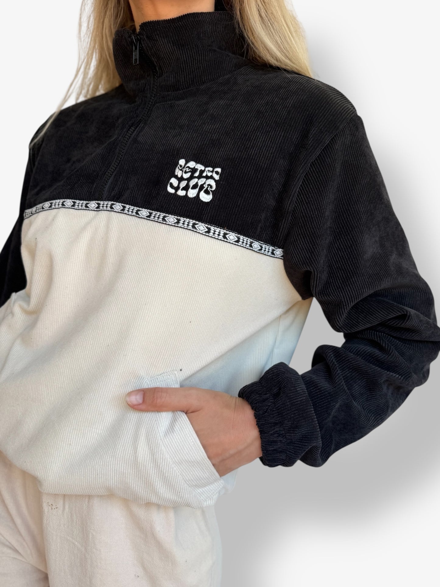 Dawn quarter zip - Black Corduroy