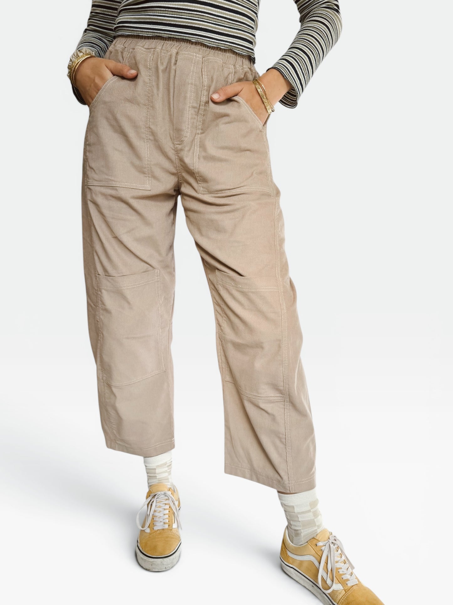 Women's Barrel Leg Corduroy Pants